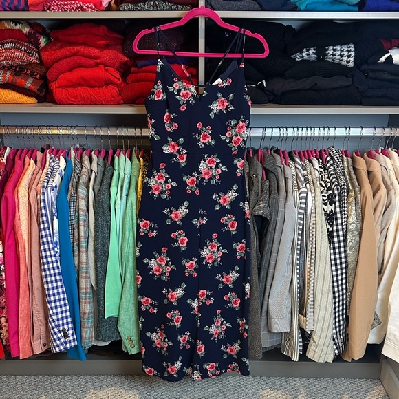 Love, Nikki Lew navy/pink floral back zipper closure cropped jumpsuit size S - Picture 1 of 3